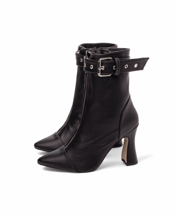 Bota Feminina Torricella Bico Fino, Cano Médio e fivela, Zíper e ilhós na Cor - Imagem 12